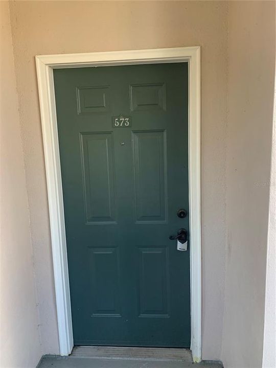 For Rent: $1,850 (1 beds, 1 baths, 830 Square Feet)