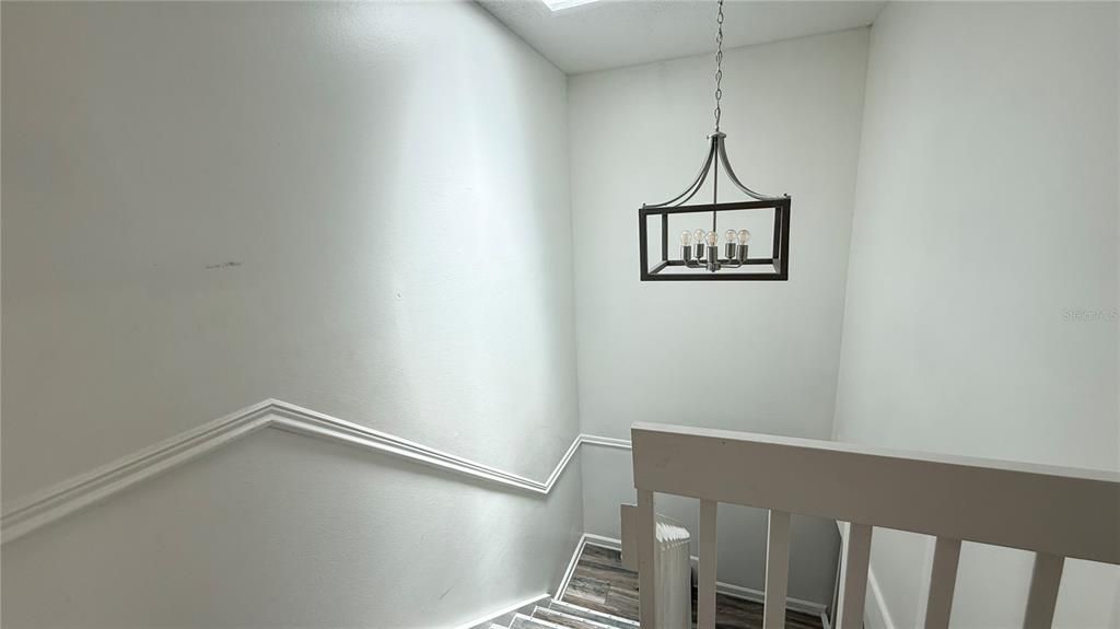 For Rent: $1,600 (2 beds, 1 baths, 1061 Square Feet)