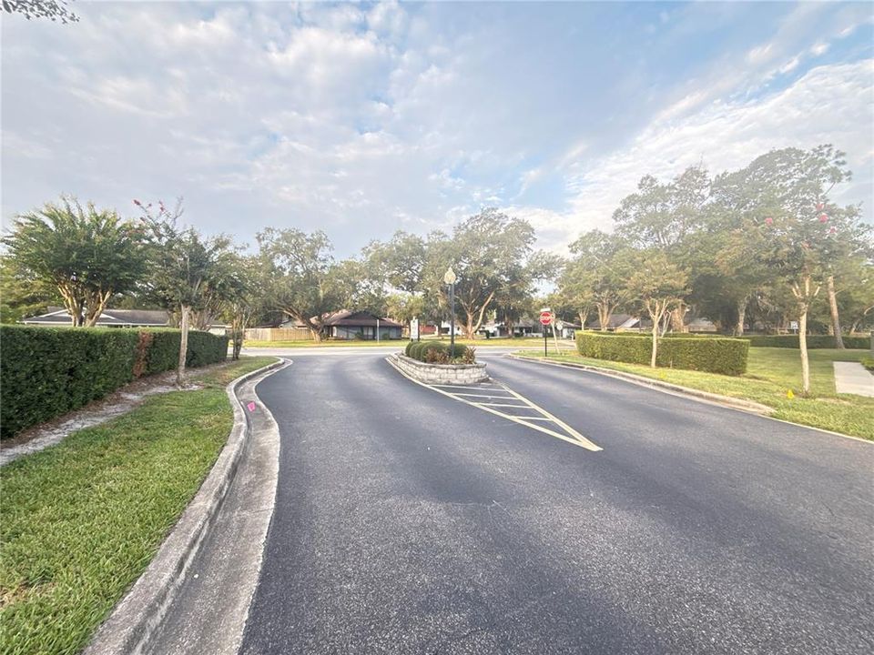 For Rent: $1,600 (2 beds, 1 baths, 1061 Square Feet)