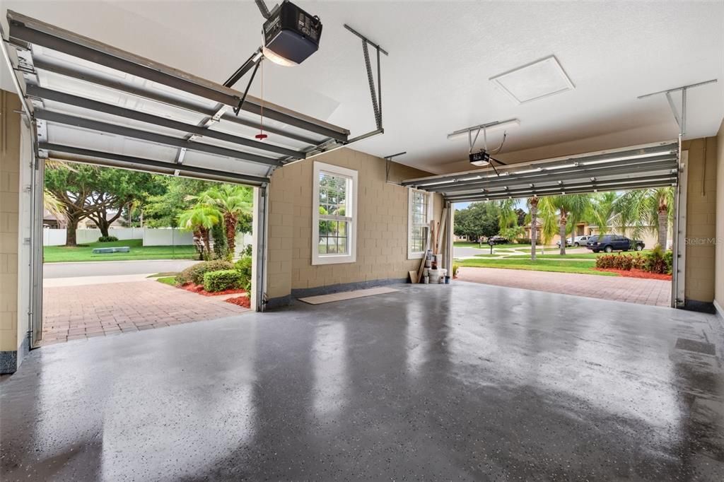 En Venta: $524,900 (4 camas, 3 baños, 2393 Pies cuadrados)