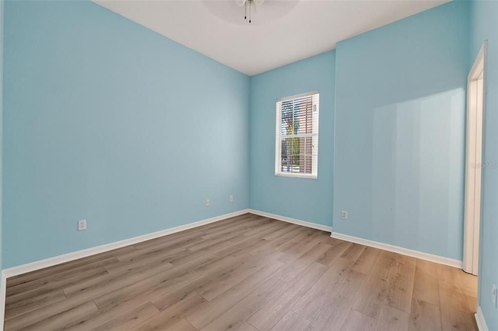 En Venta: $524,900 (4 camas, 3 baños, 2393 Pies cuadrados)