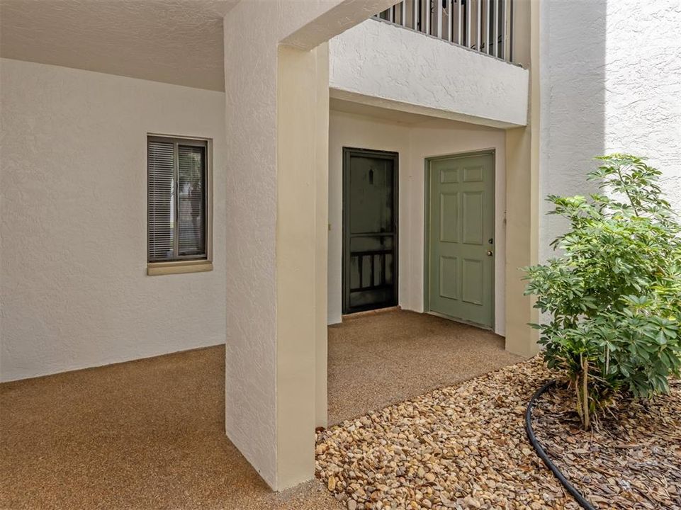 For Sale: $184,900 (2 beds, 2 baths, 1120 Square Feet)