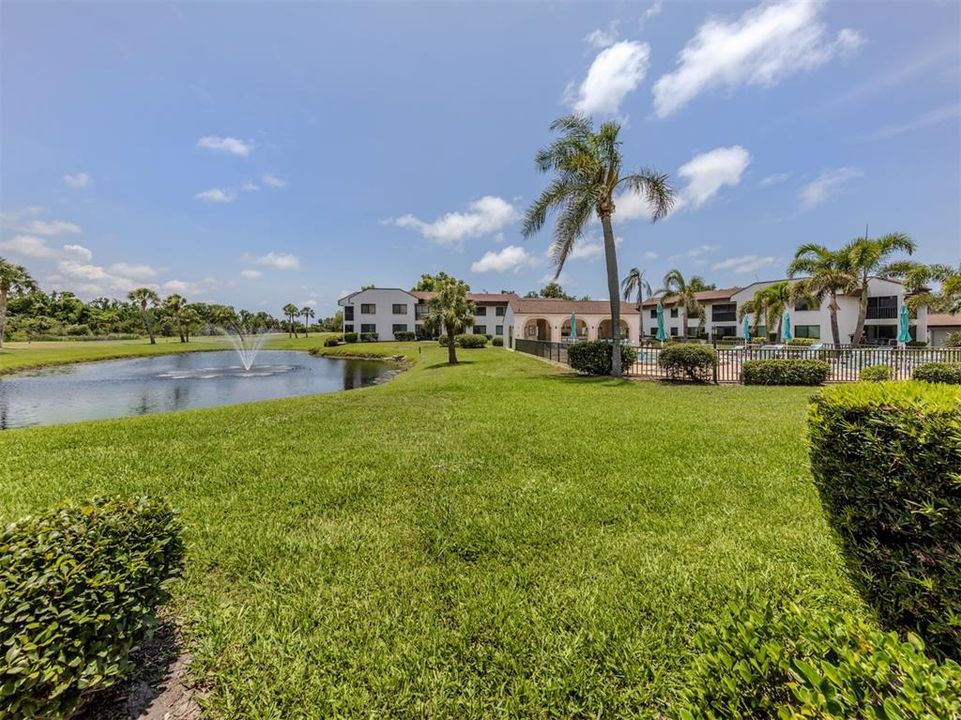 For Sale: $184,900 (2 beds, 2 baths, 1120 Square Feet)