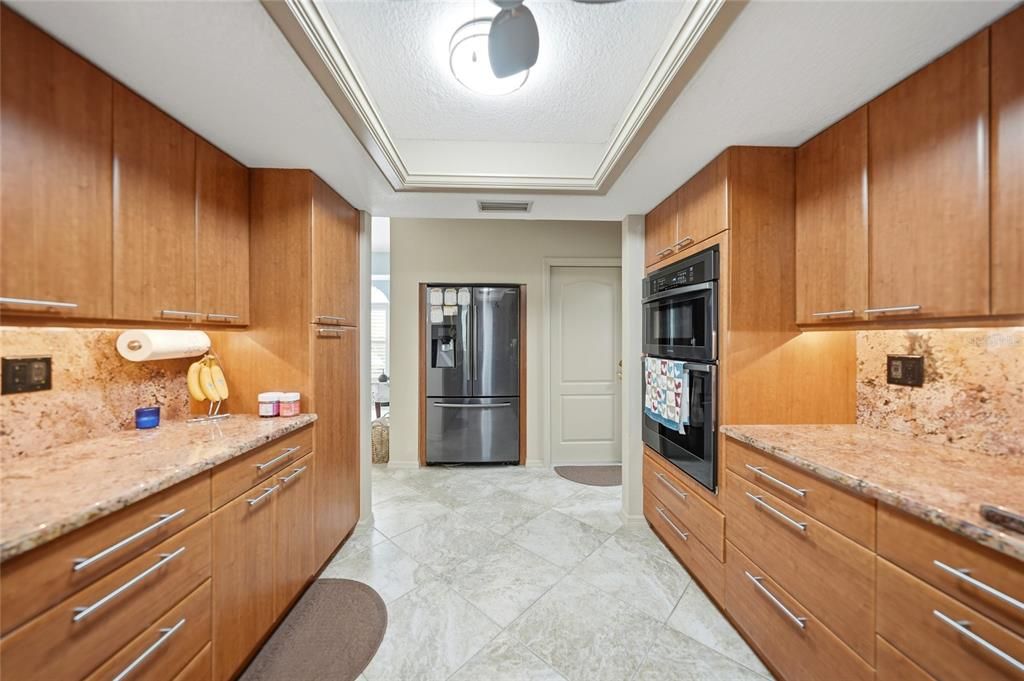 En Venta: $469,900 (3 camas, 2 baños, 1905 Pies cuadrados)