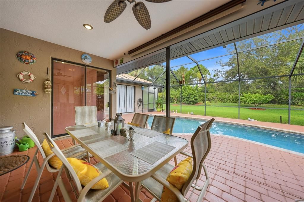 En Venta: $469,900 (3 camas, 2 baños, 1905 Pies cuadrados)