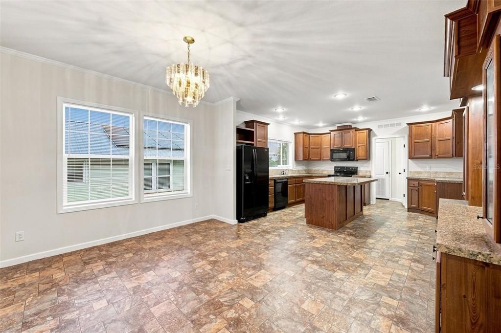 En Venta: $449,900 (3 camas, 2 baños, 1665 Pies cuadrados)