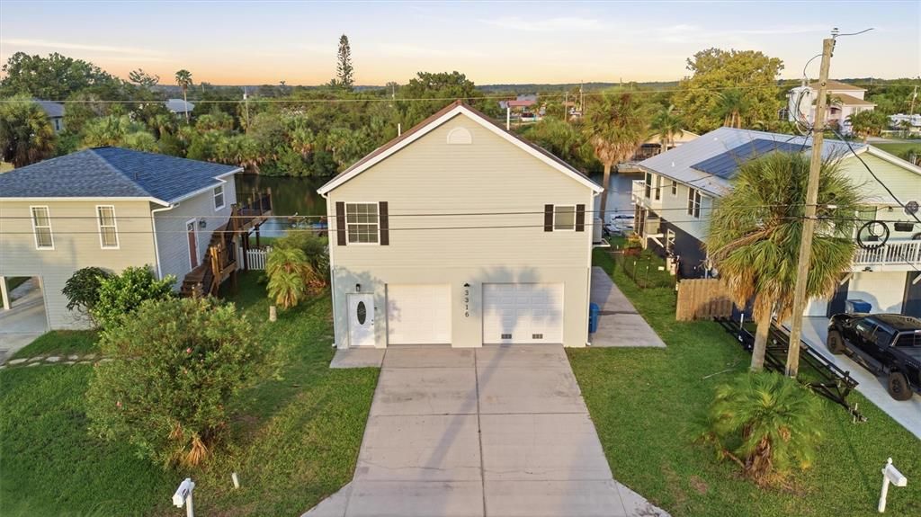 En Venta: $449,900 (3 camas, 2 baños, 1665 Pies cuadrados)