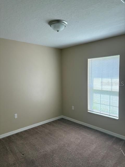 For Rent: $1,500 (3 beds, 2 baths, 1198 Square Feet)