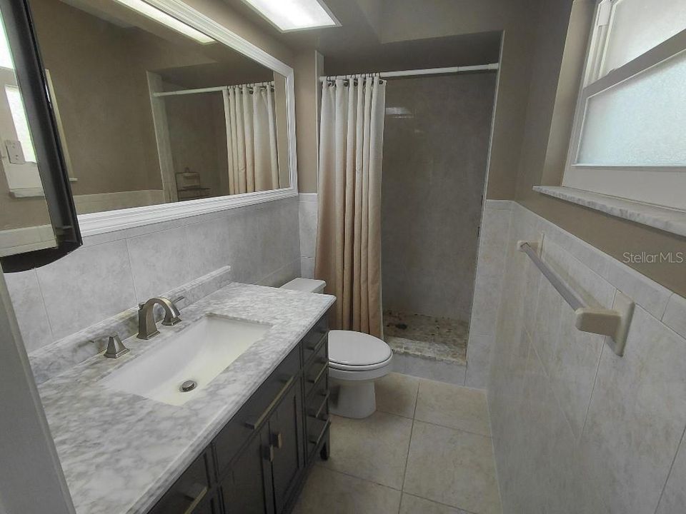 На продажу: $395,000 (3 спален, 3 ванн, 1568 Квадратных фут)