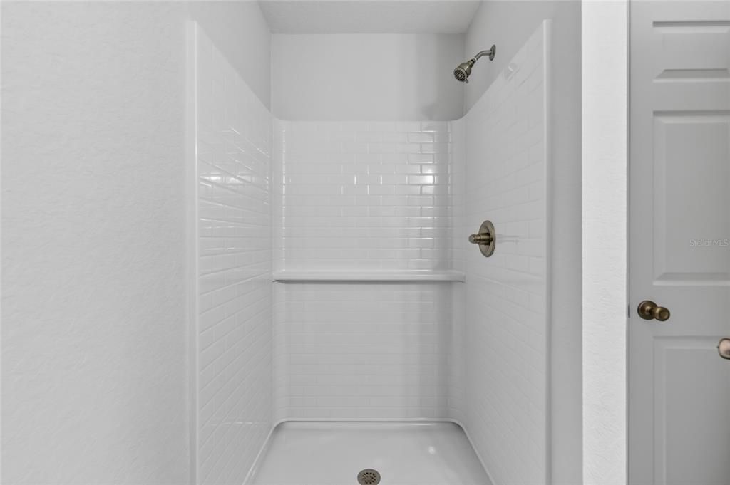 На продажу: $244,900 (3 спален, 2 ванн, 1091 Квадратных фут)