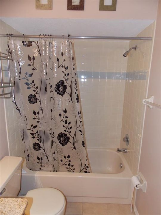 For Rent: $1,450 (2 beds, 2 baths, 741 Square Feet)