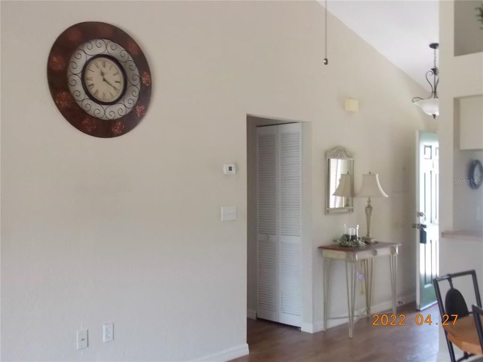 For Rent: $1,450 (2 beds, 2 baths, 741 Square Feet)