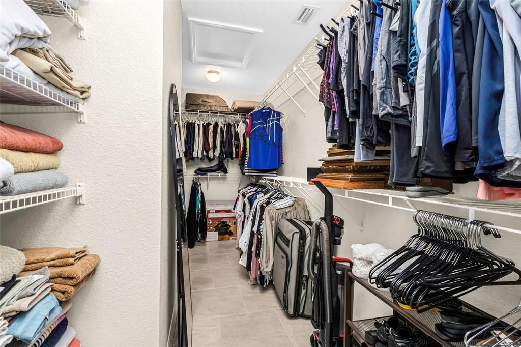 На продажу: $329,000 (3 спален, 2 ванн, 1670 Квадратных фут)