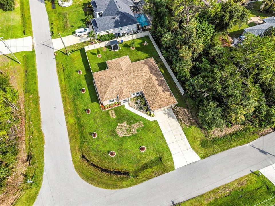На продажу: $329,000 (3 спален, 2 ванн, 1670 Квадратных фут)