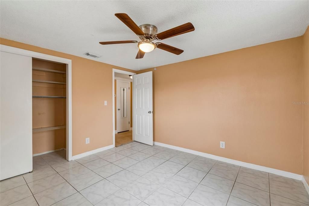 En Venta: $229,000 (2 camas, 2 baños, 1224 Pies cuadrados)