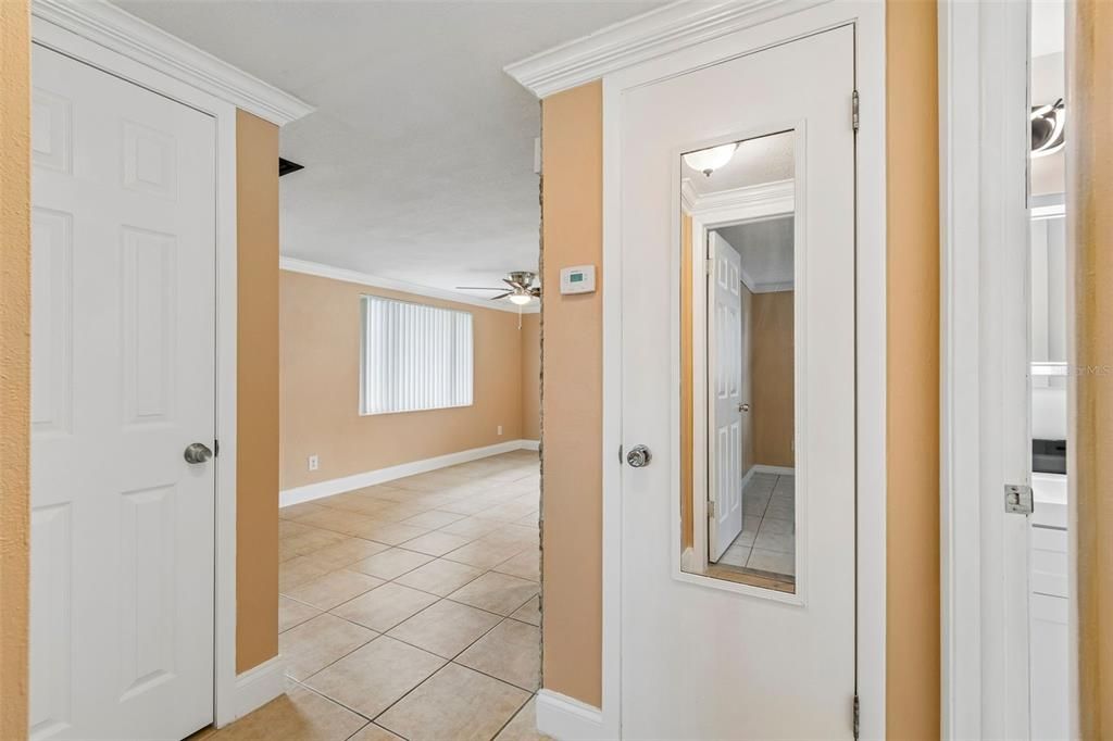 En Venta: $229,000 (2 camas, 2 baños, 1224 Pies cuadrados)
