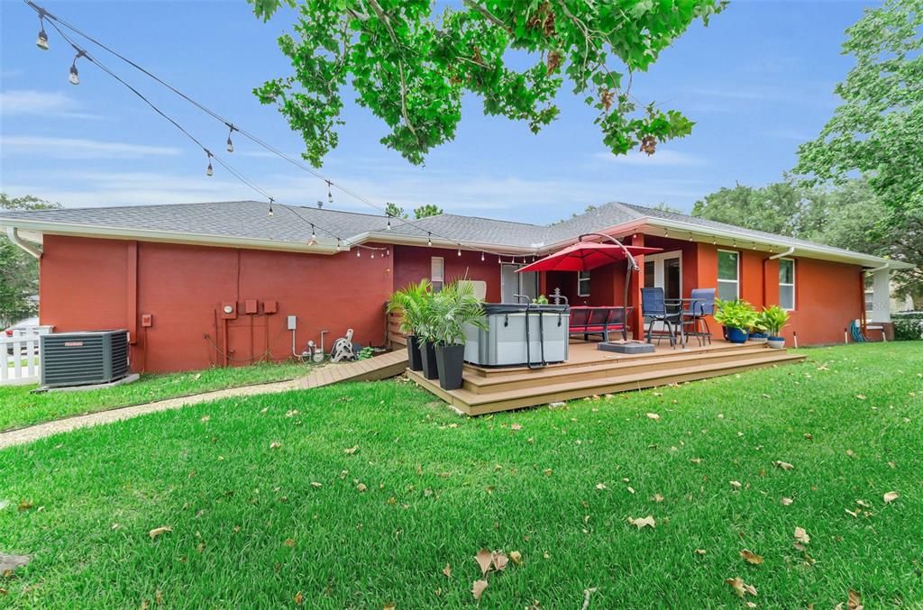 На продажу: $425,000 (4 спален, 2 ванн, 1761 Квадратных фут)