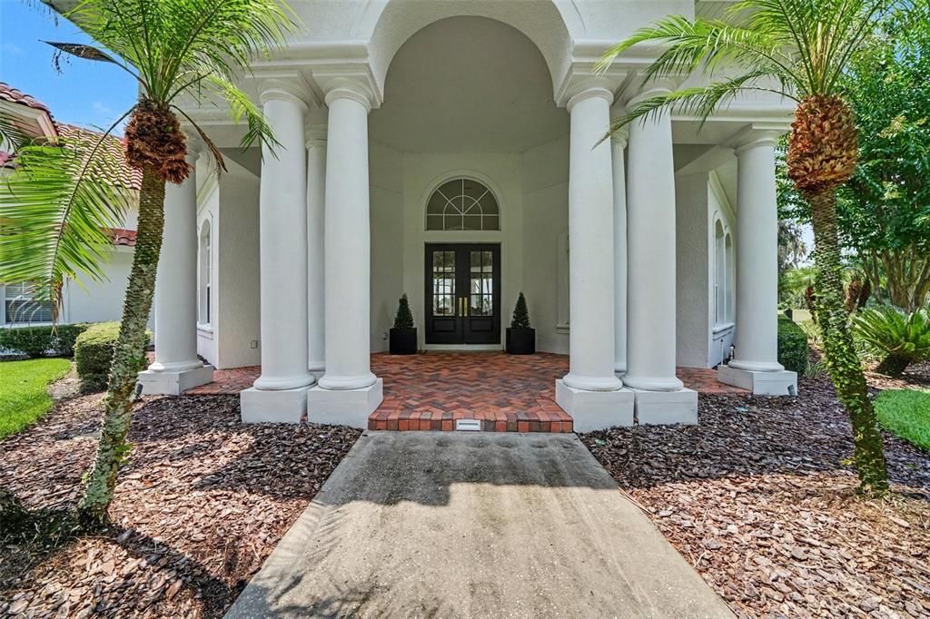 En Venta: $1,750,000 (5 camas, 4 baños, 4092 Pies cuadrados)
