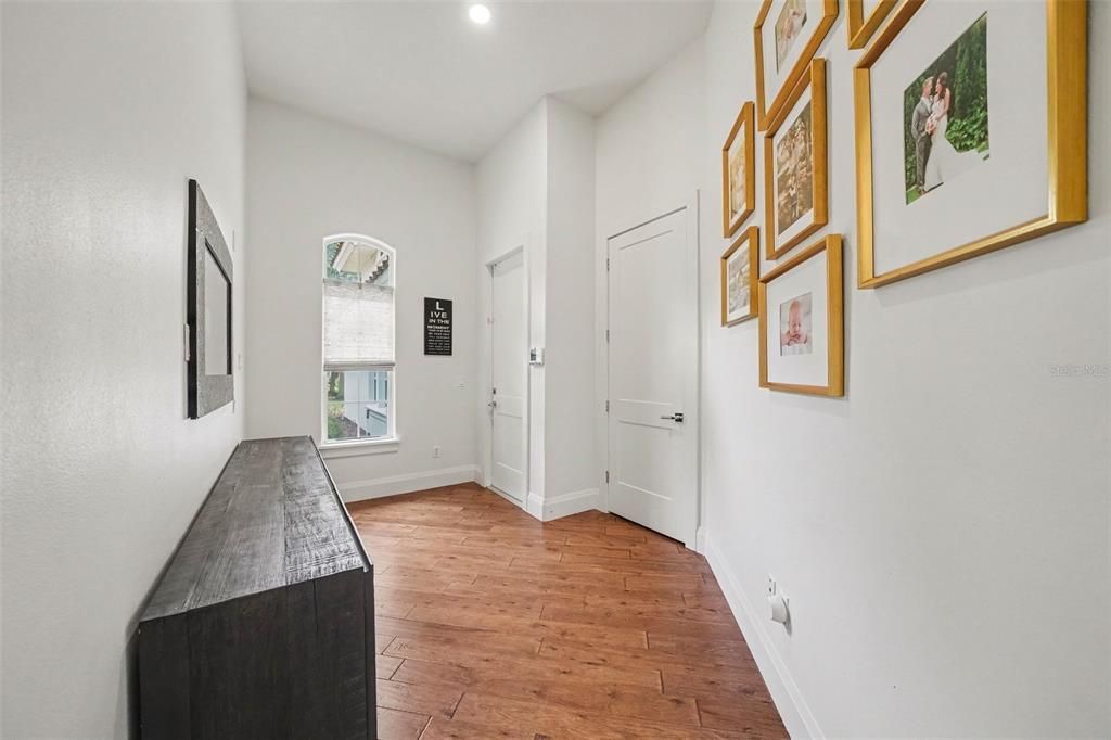 En Venta: $1,750,000 (5 camas, 4 baños, 4092 Pies cuadrados)