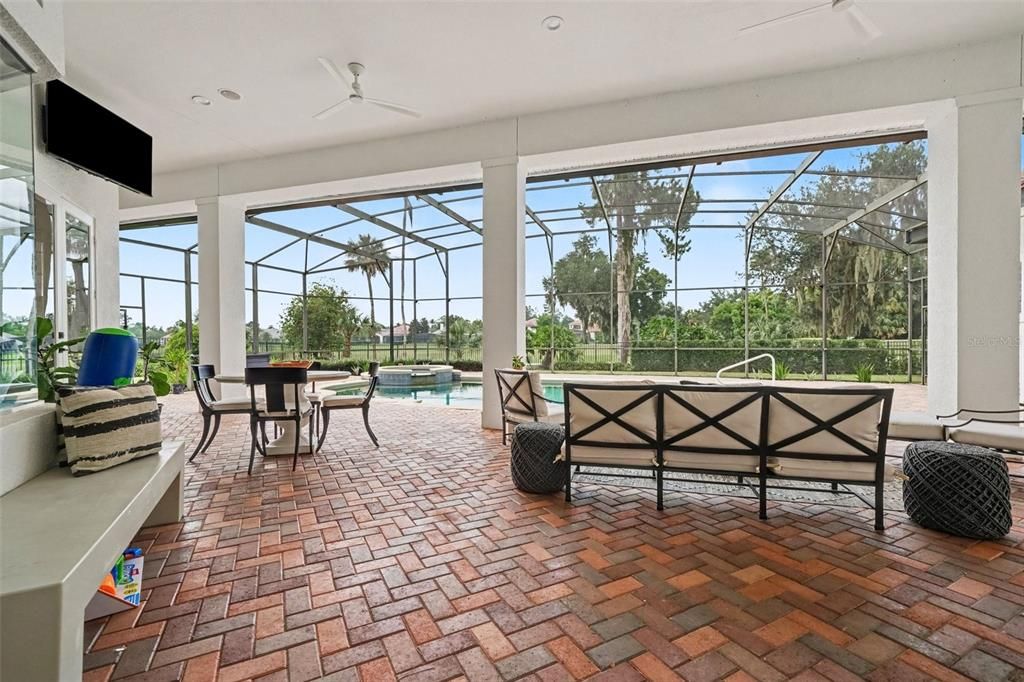 En Venta: $1,750,000 (5 camas, 4 baños, 4092 Pies cuadrados)