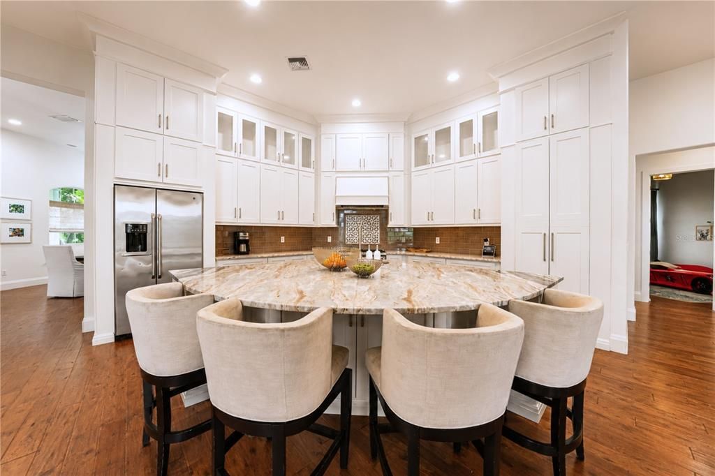 En Venta: $1,750,000 (5 camas, 4 baños, 4092 Pies cuadrados)