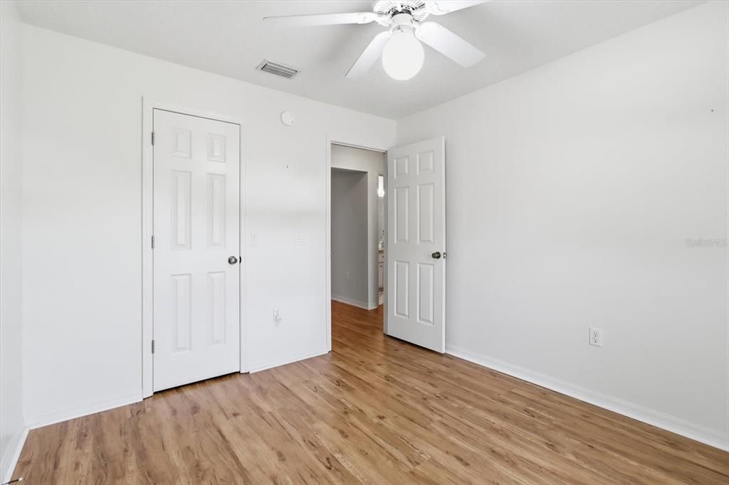 For Sale: $425,000 (3 beds, 2 baths, 2077 Square Feet)