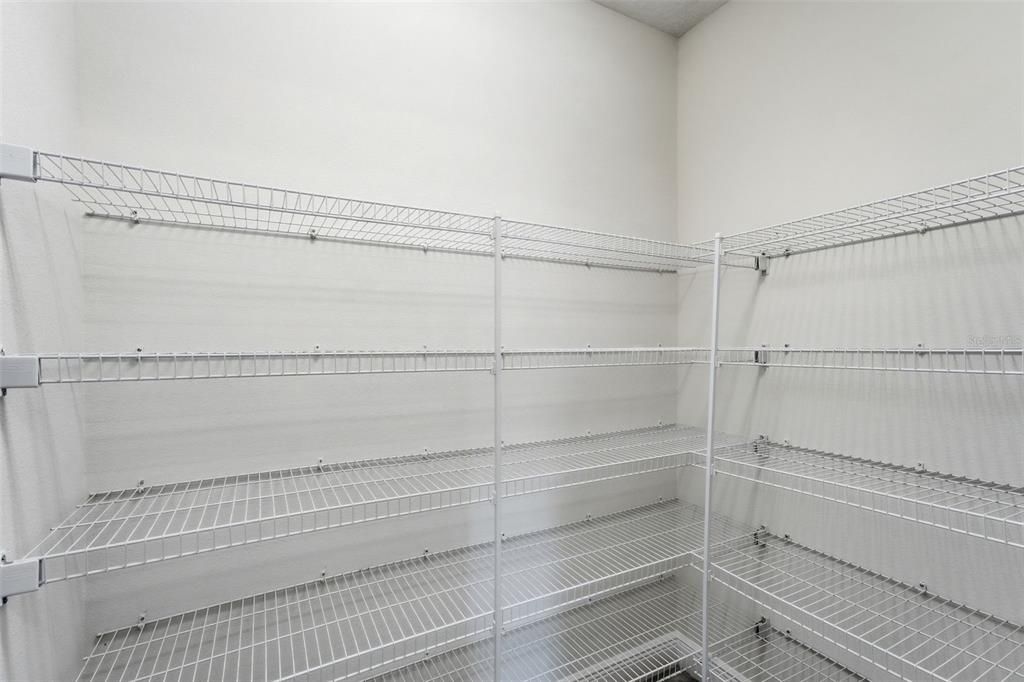 На продажу: $780,000 (5 спален, 4 ванн, 3643 Квадратных фут)