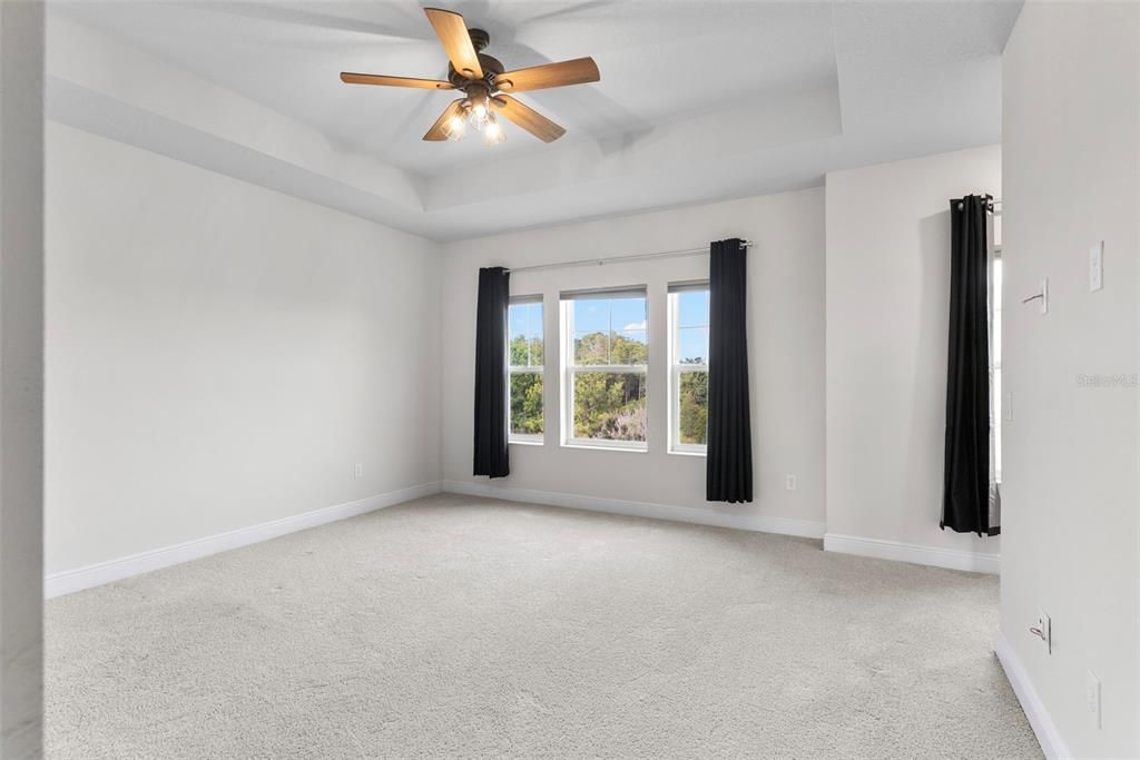 For Sale: $535,000 (2 beds, 3 baths, 2176 Square Feet)