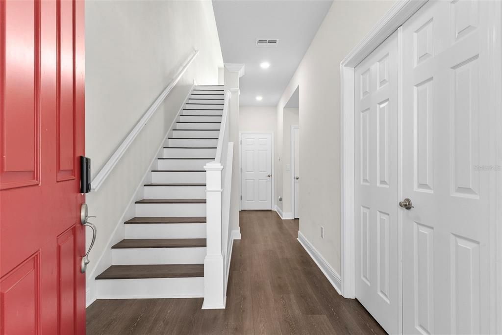 For Sale: $535,000 (2 beds, 3 baths, 2176 Square Feet)