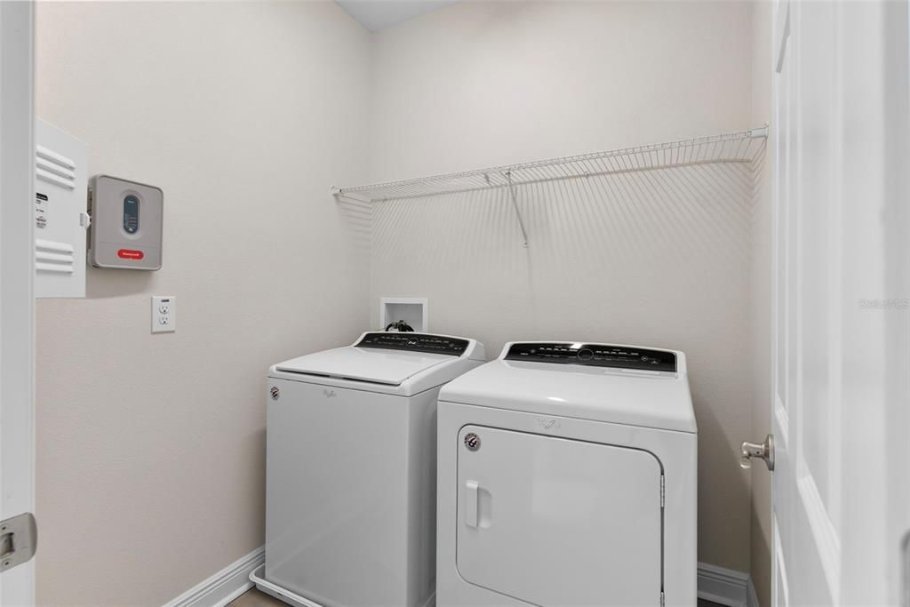 For Sale: $535,000 (2 beds, 3 baths, 2176 Square Feet)