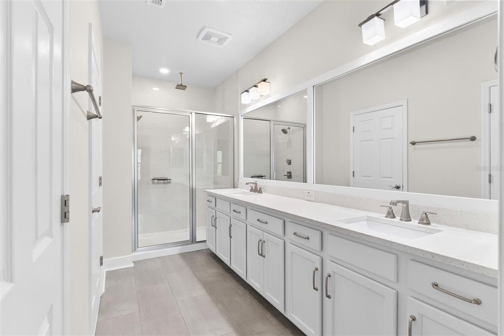 For Sale: $535,000 (2 beds, 3 baths, 2176 Square Feet)