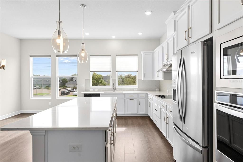 For Sale: $535,000 (2 beds, 3 baths, 2176 Square Feet)
