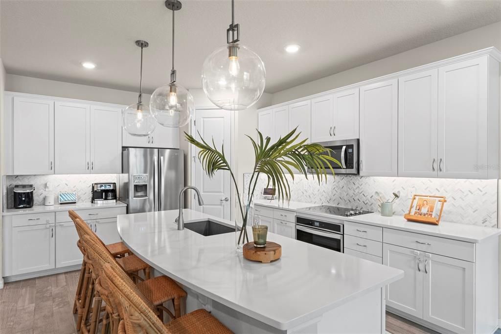 En Venta: $610,000 (4 camas, 2 baños, 2984 Pies cuadrados)
