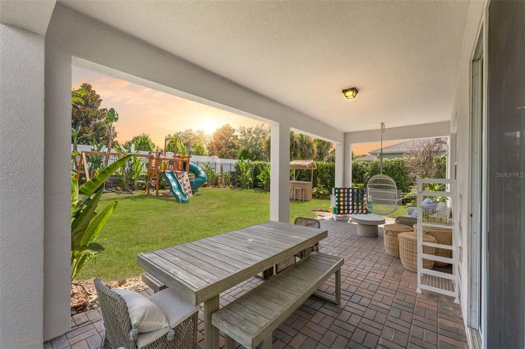 En Venta: $610,000 (4 camas, 2 baños, 2984 Pies cuadrados)