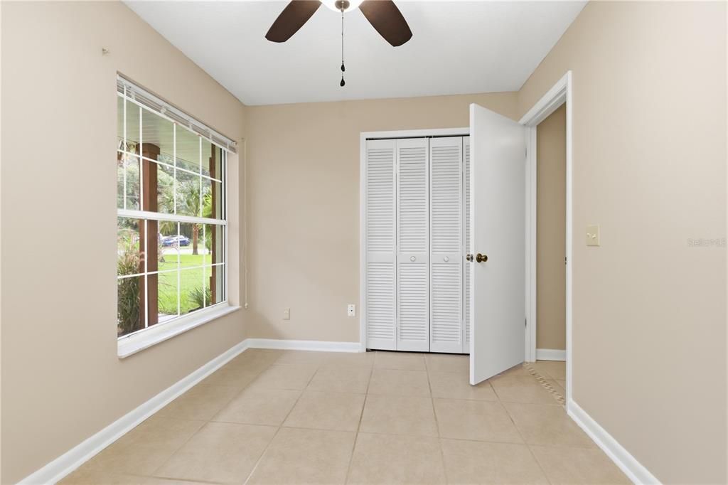 For Sale: $324,900 (2 beds, 2 baths, 960 Square Feet)