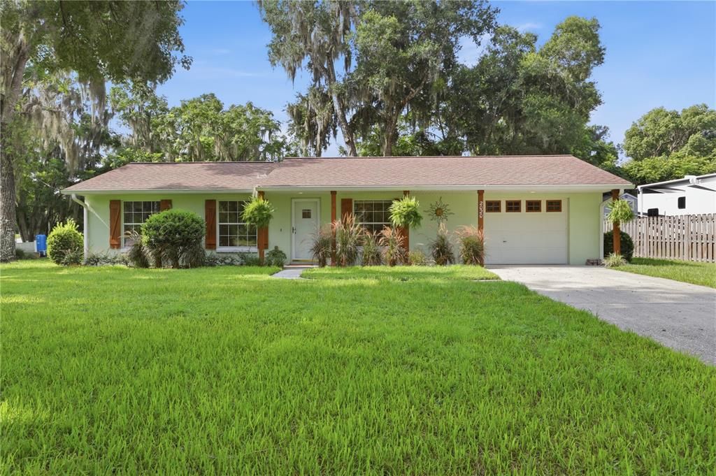 For Sale: $324,900 (2 beds, 2 baths, 960 Square Feet)