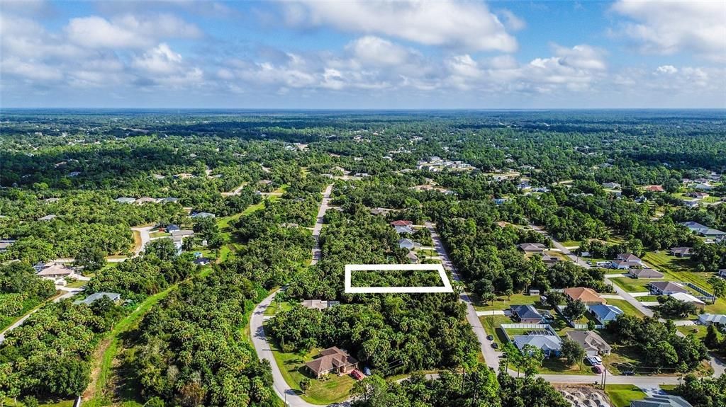 合同活跃: $15,000 (0.23 acres)