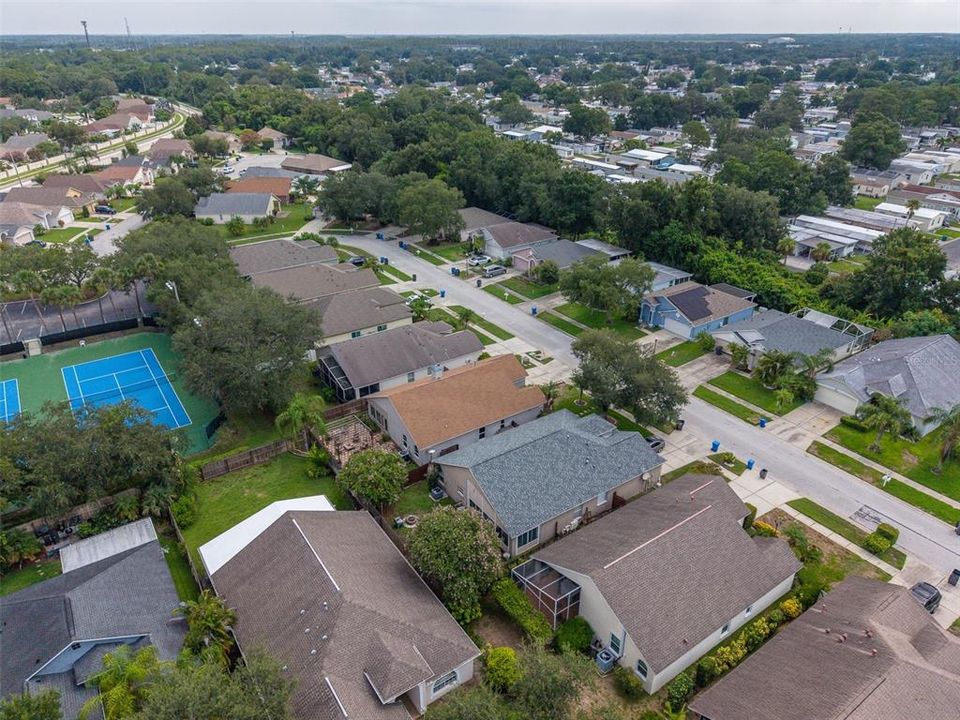 Activo con contrato: $430,000 (3 camas, 2 baños, 1714 Pies cuadrados)
