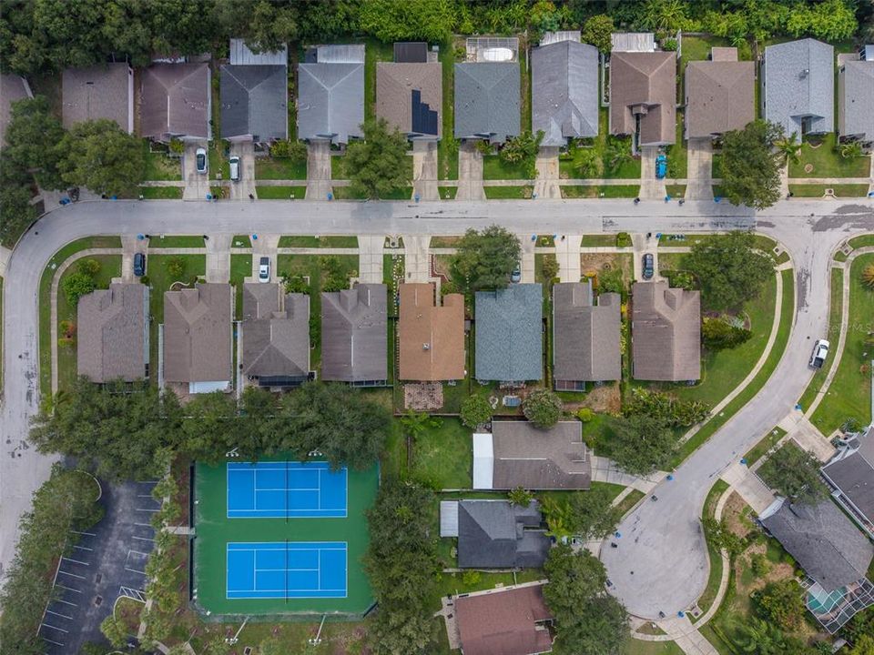 Activo con contrato: $430,000 (3 camas, 2 baños, 1714 Pies cuadrados)