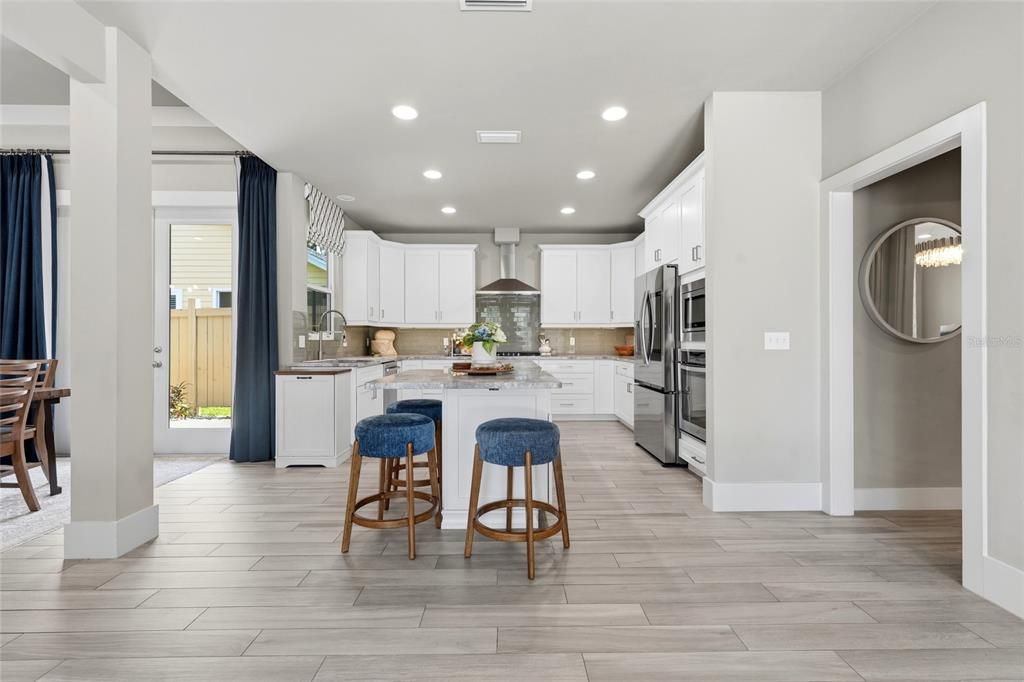 For Sale: $774,900 (4 beds, 3 baths, 2644 Square Feet)