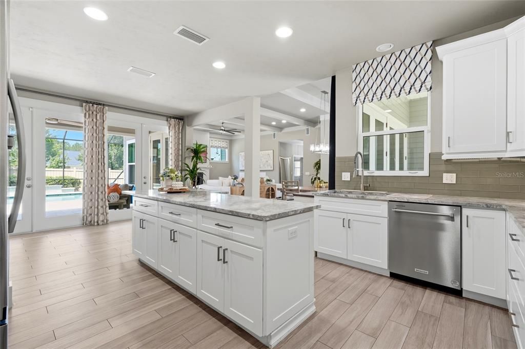 For Sale: $774,900 (4 beds, 3 baths, 2644 Square Feet)