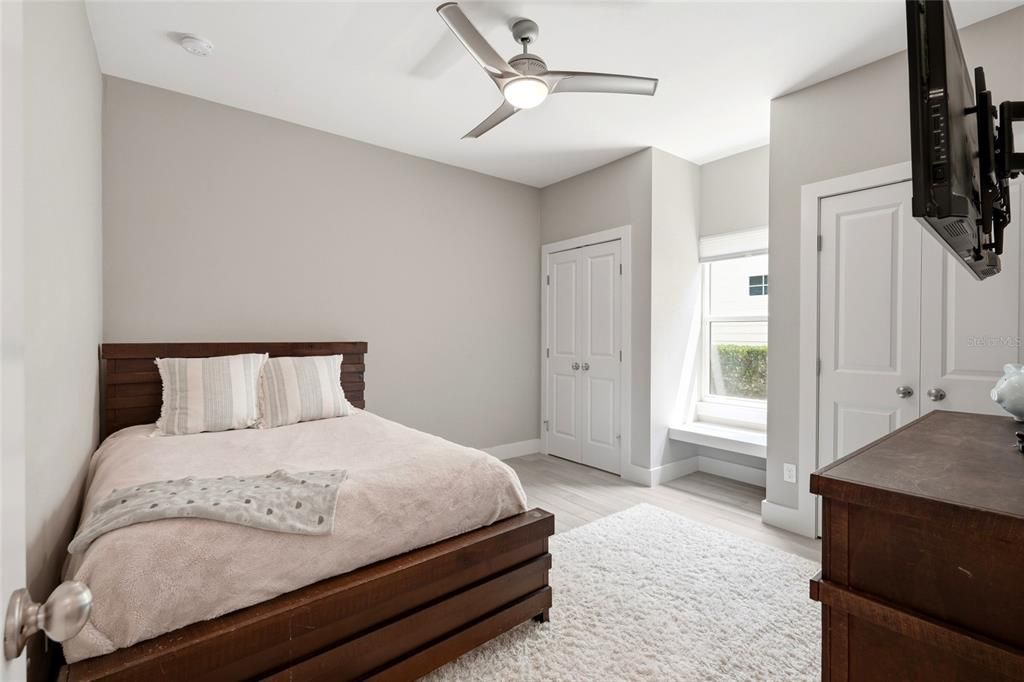For Sale: $774,900 (4 beds, 3 baths, 2644 Square Feet)