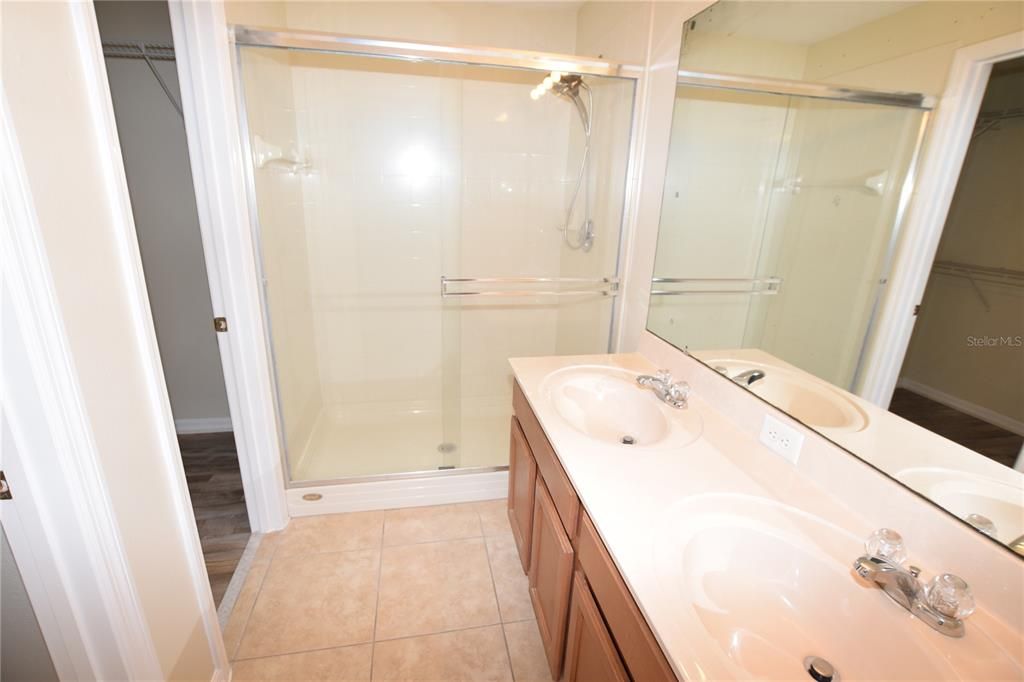 В аренду: $2,250 (3 спален, 2 ванн, 1508 Квадратных фут)