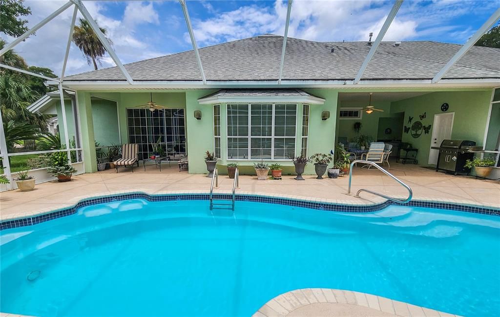 For Sale: $899,900 (6 beds, 6 baths, 3860 Square Feet)