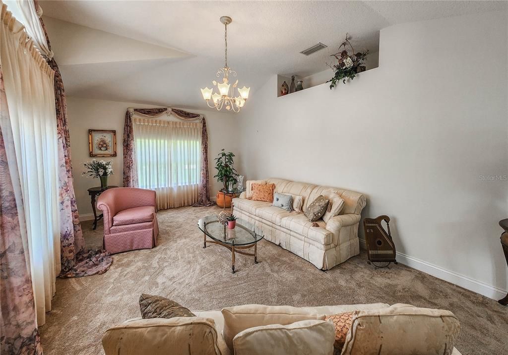 For Sale: $899,900 (6 beds, 6 baths, 3860 Square Feet)