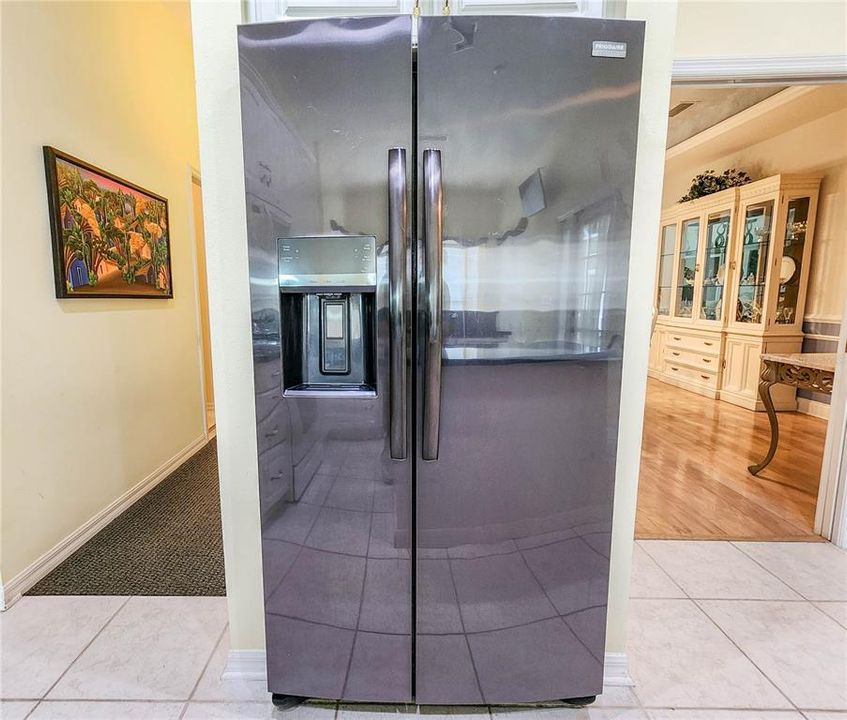 For Sale: $899,900 (6 beds, 6 baths, 3860 Square Feet)