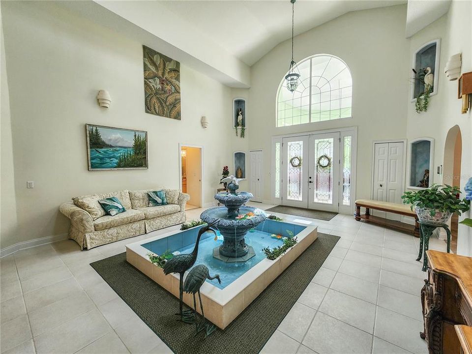 For Sale: $899,900 (6 beds, 6 baths, 3860 Square Feet)