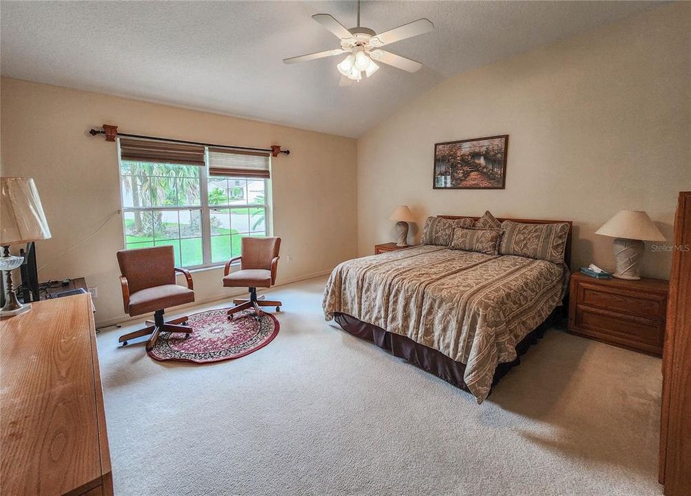 For Sale: $899,900 (6 beds, 6 baths, 3860 Square Feet)