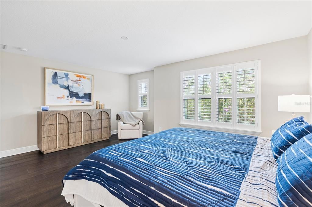 For Sale: $400,000 (3 beds, 2 baths, 1713 Square Feet)