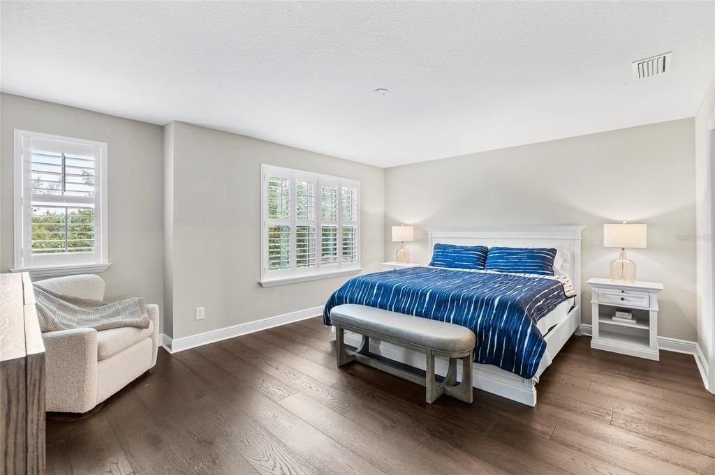For Sale: $400,000 (3 beds, 2 baths, 1713 Square Feet)